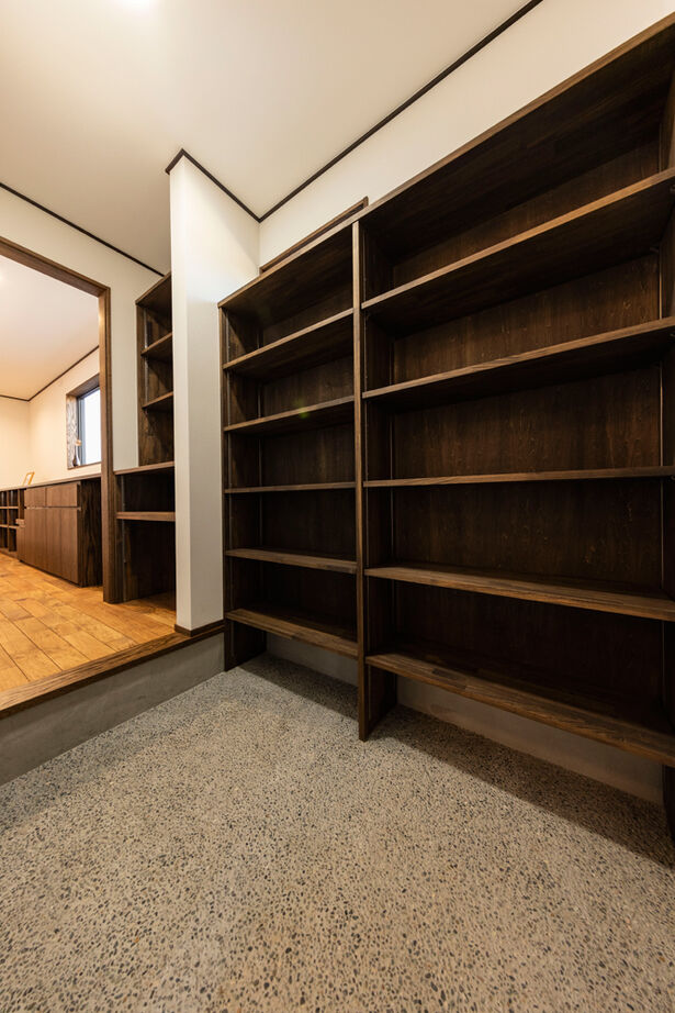 愛和 【2000万円台×22坪×平屋×間取図】古民家喫茶の空気をまとうLDK。木の温もりと珈琲の香りに包まれる平屋の建築実例画像16