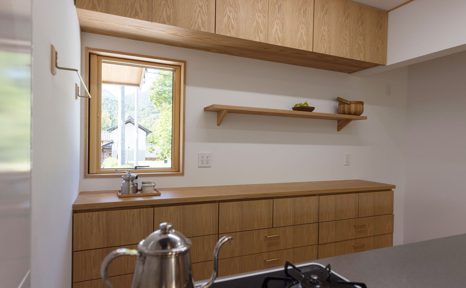 愛和 【3000万円台×自然素材×間取図】「きっとここが、家族のお気に入りになる」家族時間を楽しむヌックの建築実例画像15