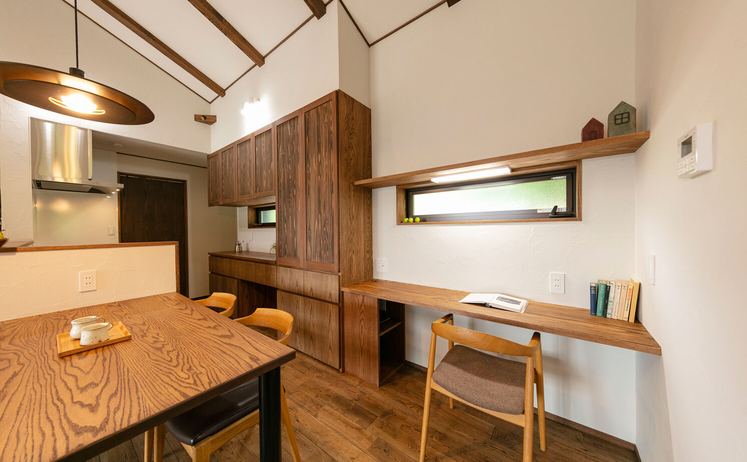 愛和 【平屋×薪ストーブ×間取図】雄大な自然の中に佇む平屋で、憧れの薪ストーブを囲む暮らしの建築実例画像9