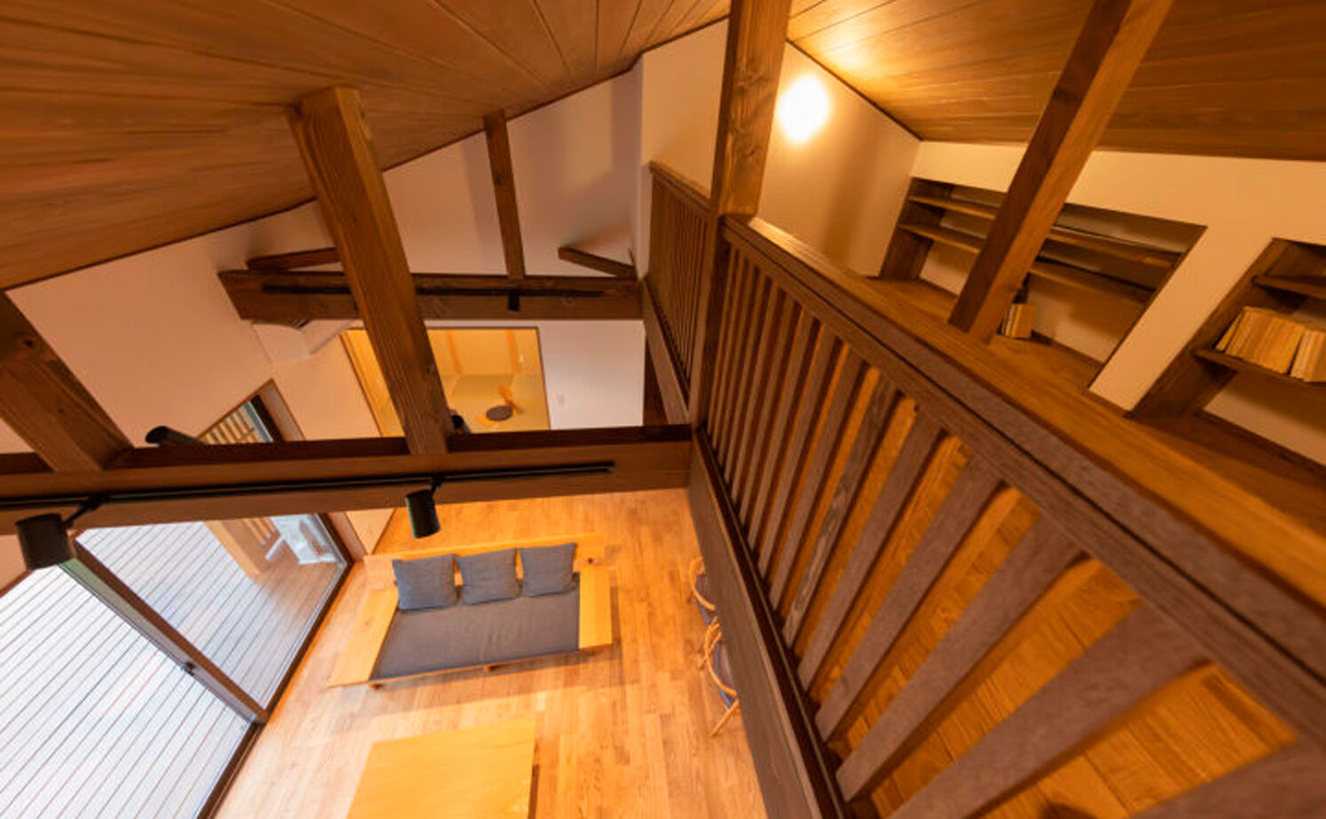 愛和 【2000万円台×平屋×ロフト】若い世代が暮らす和モダン平屋「みんなに褒められる家です！」の建築実例画像7