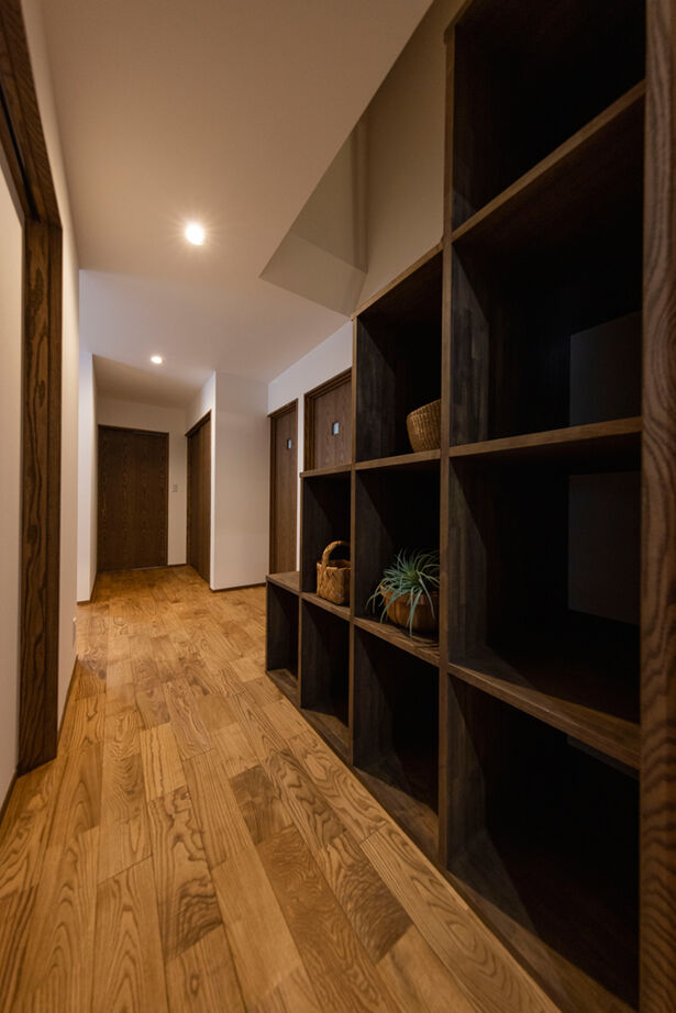 愛和 【2000万円台×平屋×ロフト】若い世代が暮らす和モダン平屋「みんなに褒められる家です！」の建築実例画像9