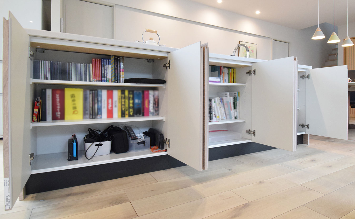 アルスホーム 【囲われた中庭のある暮らし】外をぼんやり眺め、BBQを楽しみ、部屋着でくつろぐ。穏やかな時を楽しむ家の建築実例画像5