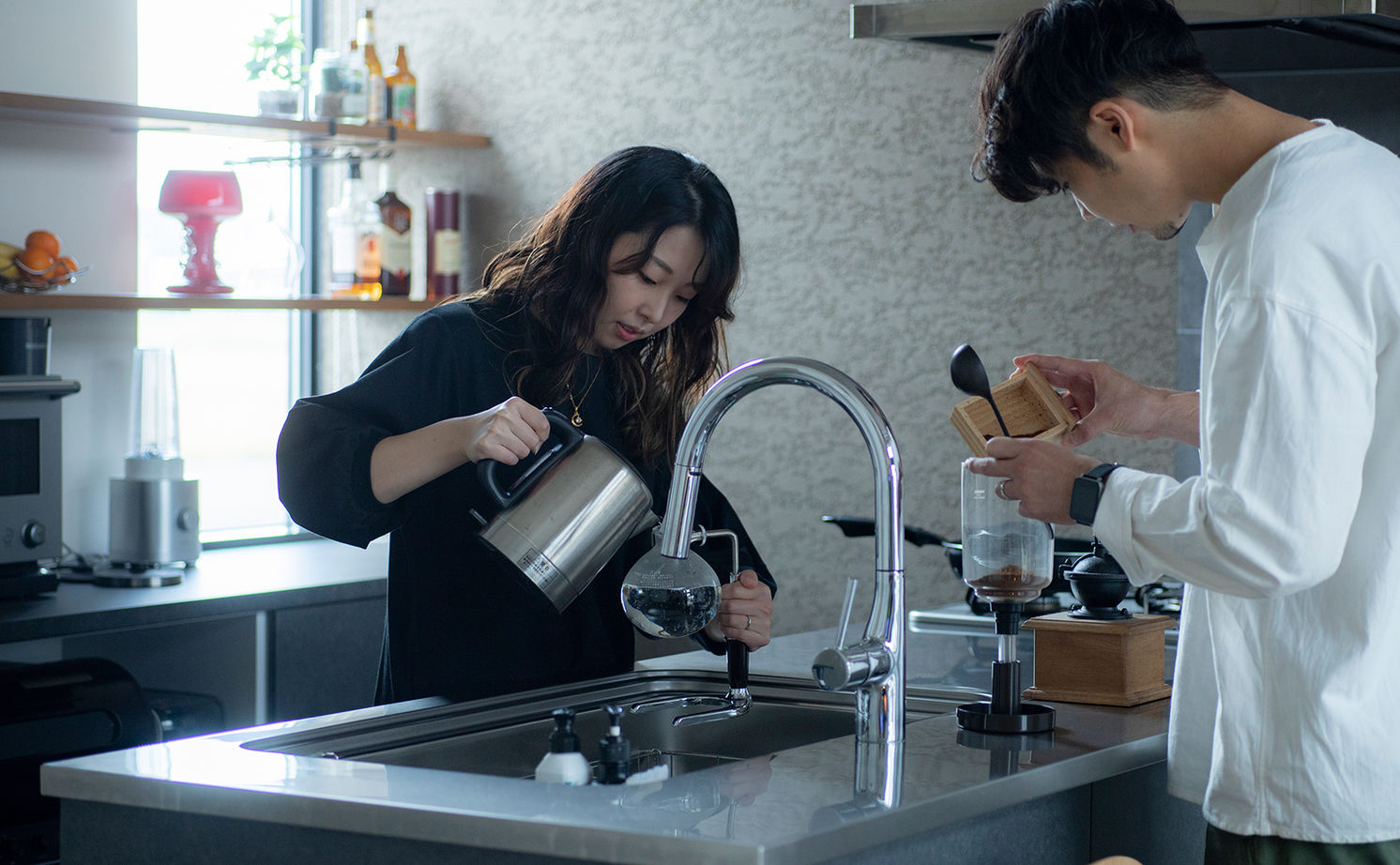 アルスホーム 【富山県】庭の心地よさを大きな窓によって住まいに取り込む、集いを愉しむ家の建築実例画像10