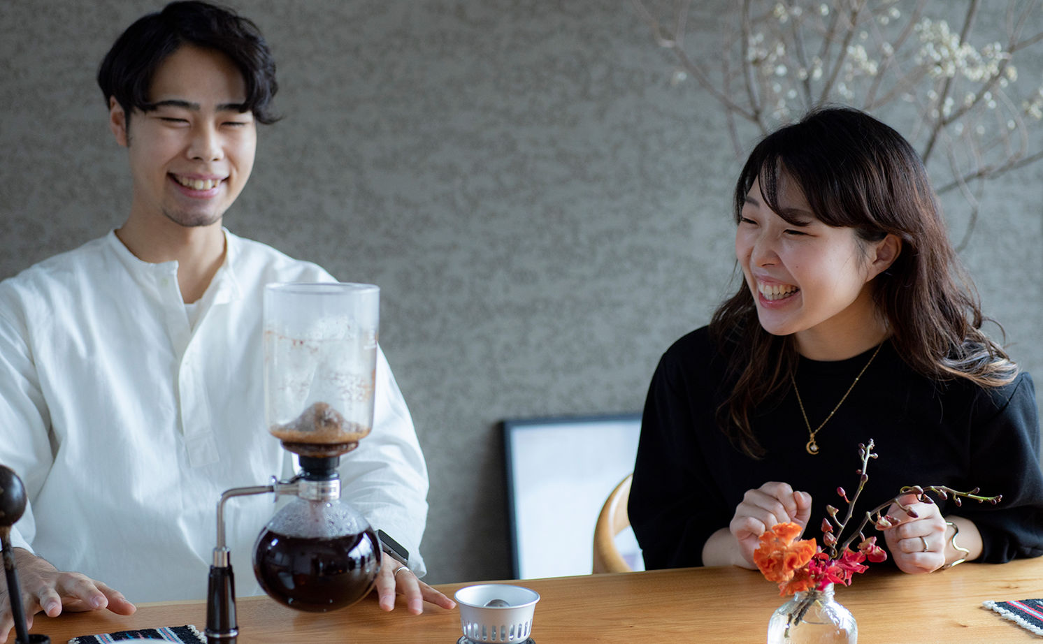 アルスホーム 【富山県】庭の心地よさを大きな窓によって住まいに取り込む、集いを愉しむ家の建築実例画像19