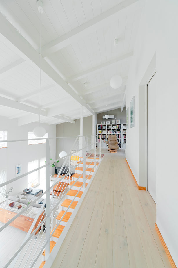 モコハウス 【川西市/北欧モダン/40坪台】暮らしていたドイツと同様の快適性を求めて。室内全体で光を共有する住まいの建築実例画像6