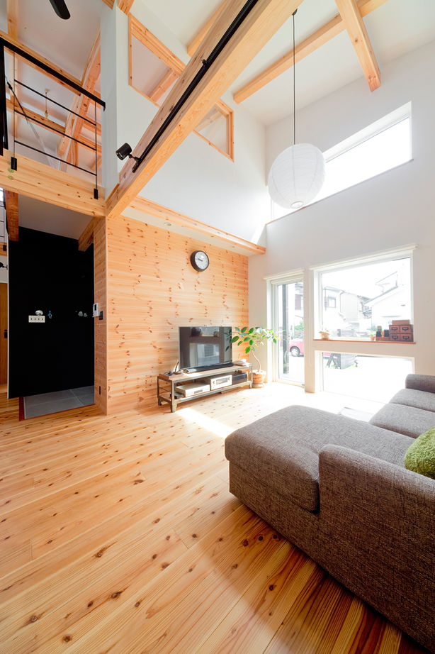 モコハウス 【奈良県/ナチュラル/30坪台】ヴィンテージなインテリアと自然素材でカフェスタイルに。の建築実例画像2