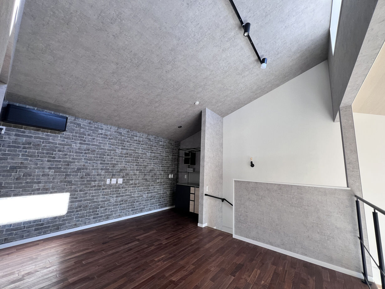 オーダーズ 【5000万円台|47坪台|土間ルーム|オーダーキッチン】カーテンレスで広がる、あたたかな光と豊かな暮らしの建築実例画像7