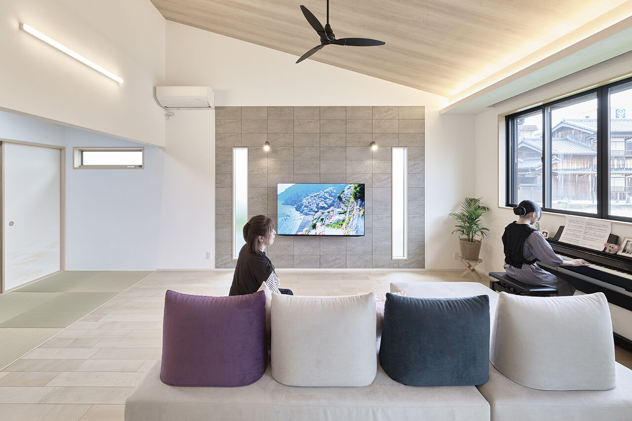 愛和住宅／クレバリーホーム 【安城市｜2000万円台｜平屋｜間取り有】雨にぬれずに玄関まで行けるガレージハウスは家事ラク動線も◎の建築実例画像2