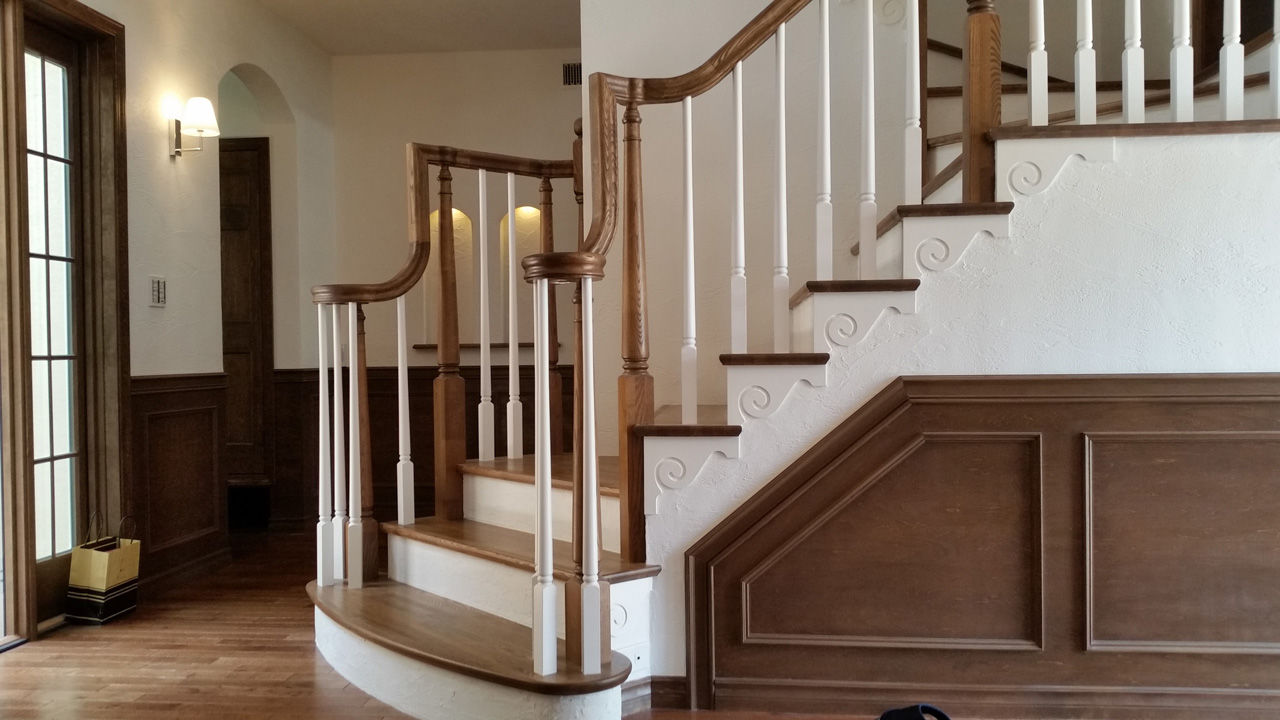 伊藤建築デザイン一級建築士事務所 【71.6坪/ビルトインガレージ】レンガタイル貼りの重厚感ある邸宅風の佇まい。ジョージアン様式の輸入住宅の建築実例画像4