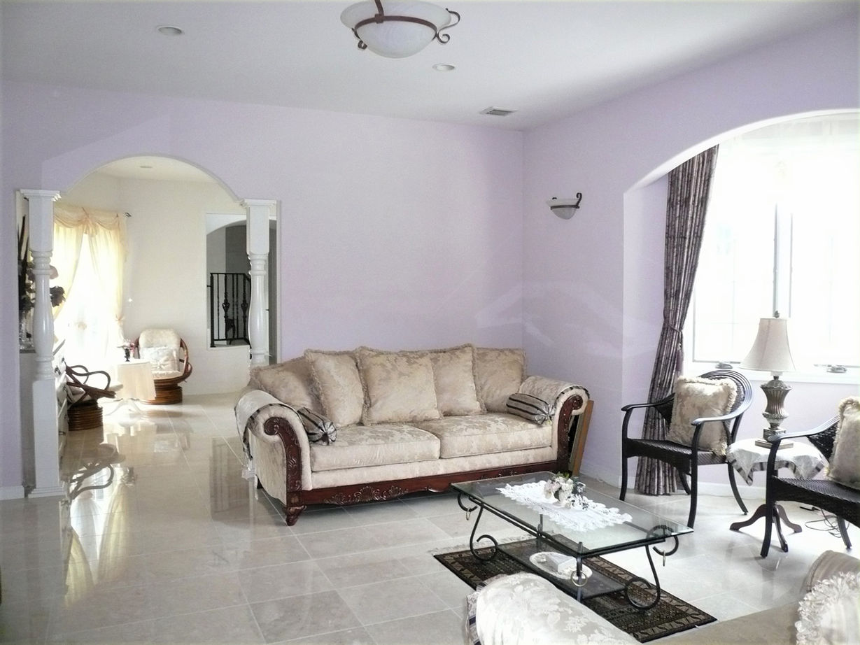 伊藤建築デザイン一級建築士事務所 【149.4坪/ガレージハウス】ギリシャ神話をイメージさせる威風堂々とした外観。フェデラル様式の輸入住宅の建築実例画像5