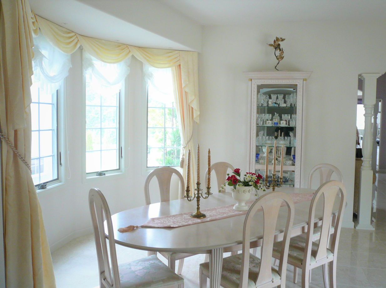 伊藤建築デザイン一級建築士事務所 【149.4坪/ガレージハウス】ギリシャ神話をイメージさせる威風堂々とした外観。フェデラル様式の輸入住宅の建築実例画像6