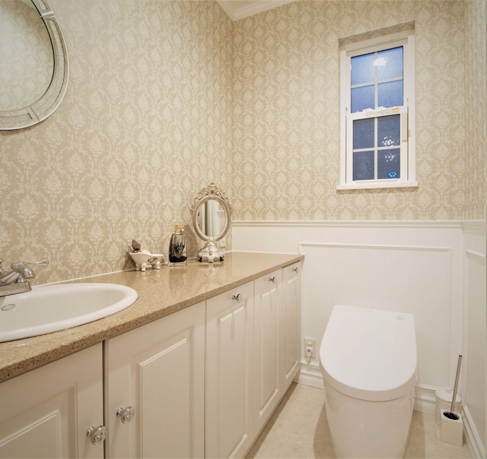 伊藤建築デザイン一級建築士事務所 【79.6坪/ビルトインガレージ】装飾を施しながらもどこか現代的。RCと在来の混構造の輸入住宅の建築実例画像8