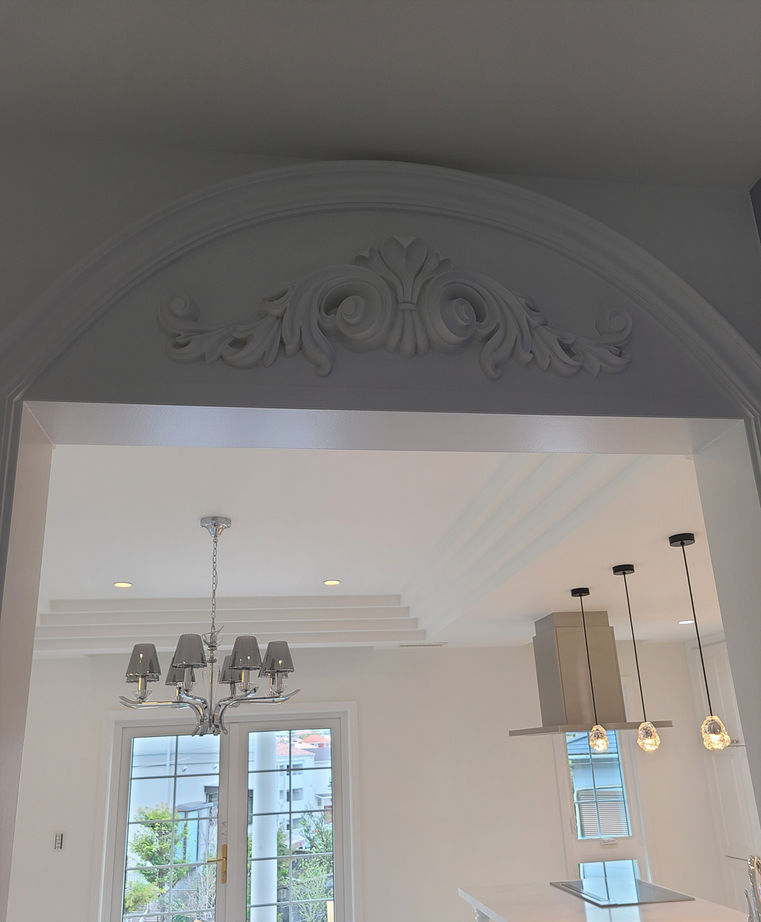 伊藤建築デザイン一級建築士事務所 【76.3坪/ビルトインガレージ】遊び心と上品な装飾がポイント。エレガントなイタリアネート様式の輸入住宅の建築実例画像9