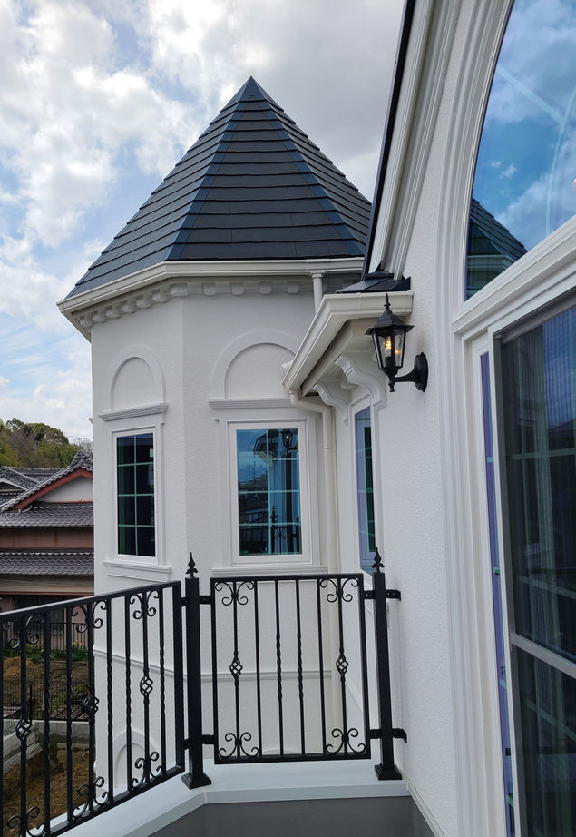 伊藤建築デザイン一級建築士事務所 【76.3坪/ビルトインガレージ】遊び心と上品な装飾がポイント。エレガントなイタリアネート様式の輸入住宅の建築実例画像10