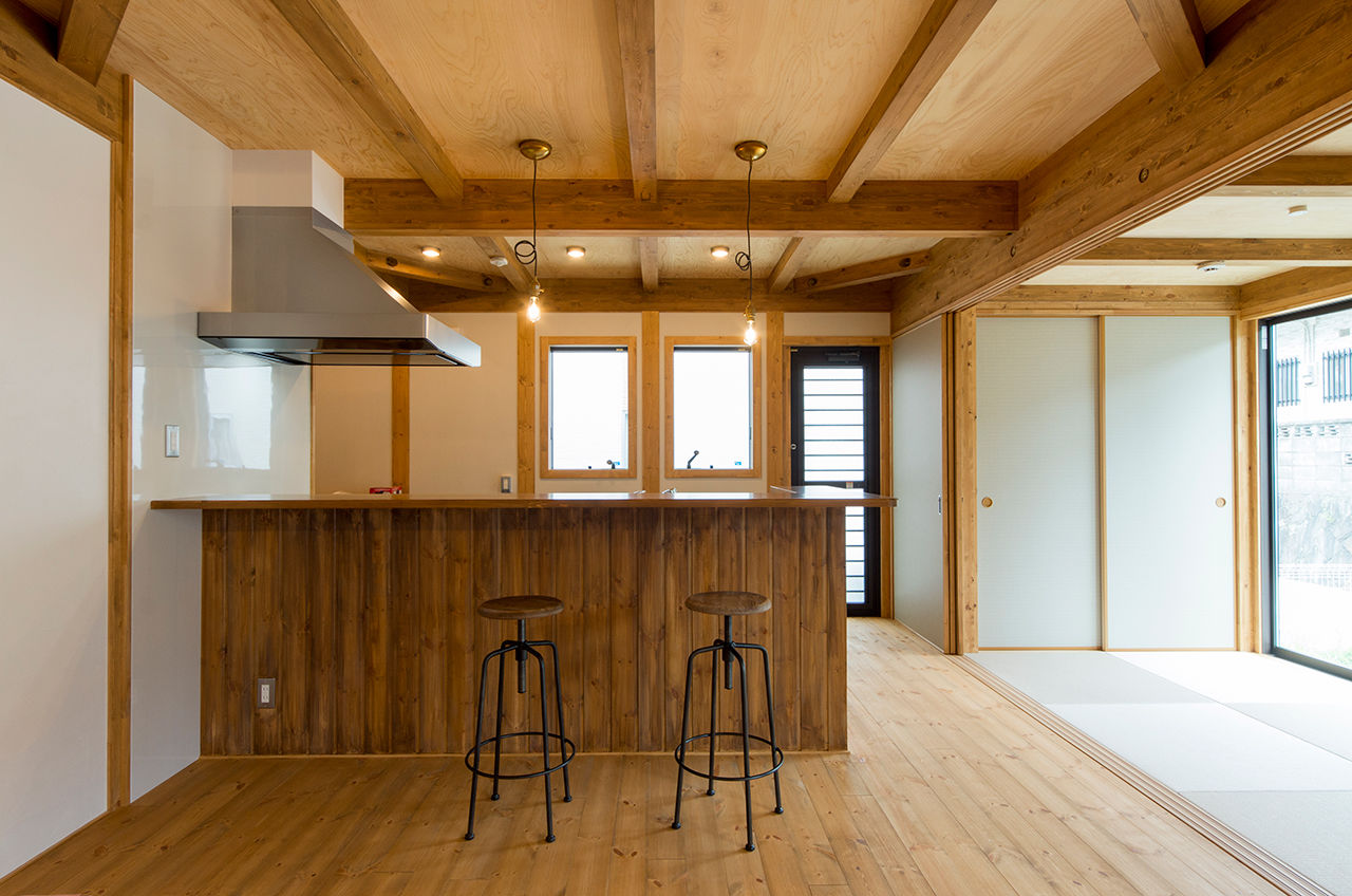 StoryHouse 【平屋×ウッドデッキ×4LDK】将来の二世帯も見据えた、カフェのようなおしゃれな家の建築実例画像2