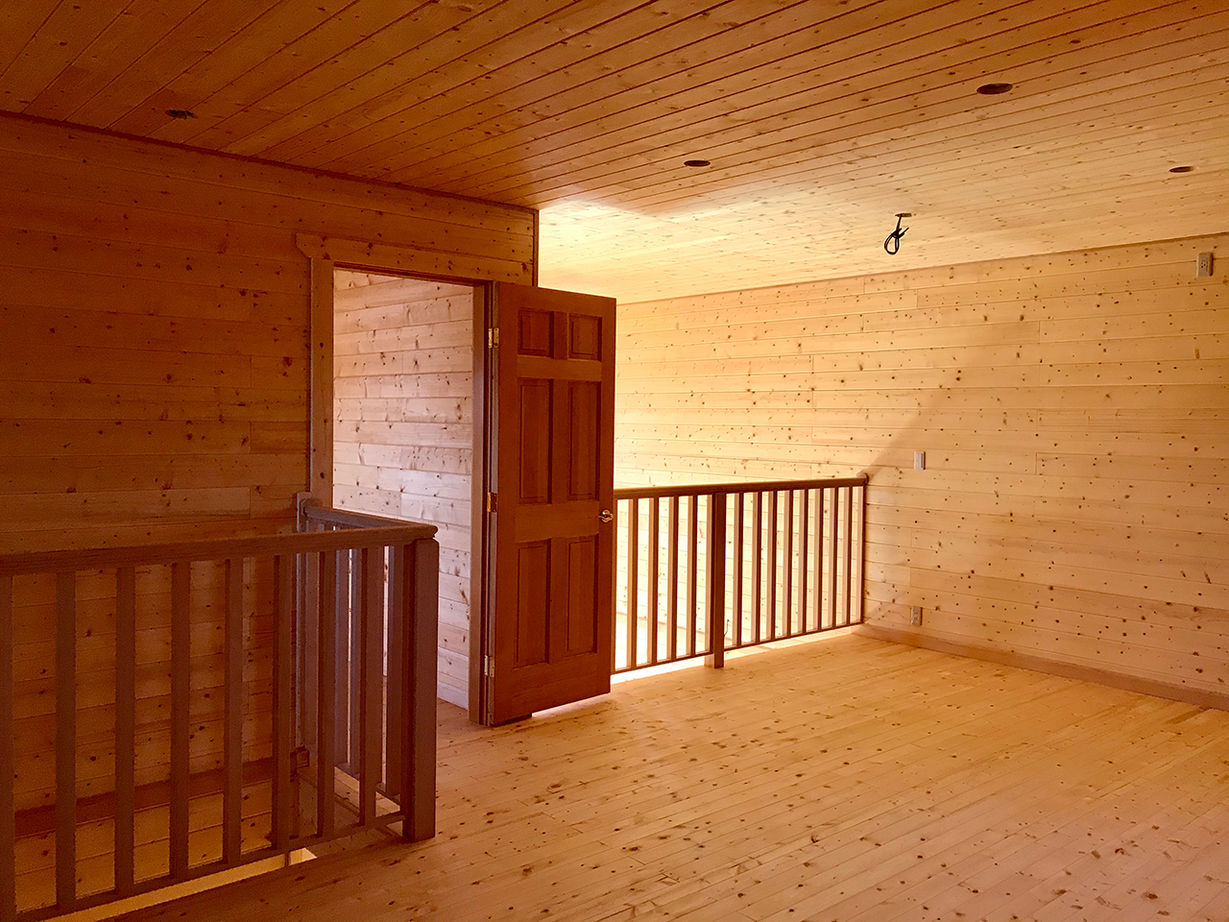 翼住宅（つばさハウジング） 【4300万円】ダイナミックな吹き抜けでつながる二世帯のリビング。2×6工法で、年間を通して家中が快適の建築実例画像5