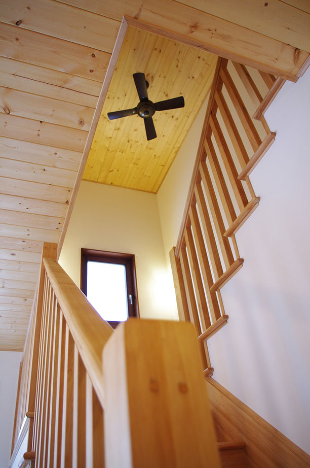 翼住宅（つばさハウジング） 【3900万円】こだわりを詰め込んだ6LDK。快適な室温と清浄な木の香りに包まれて、趣味も子育ても楽しめる！の建築実例画像3