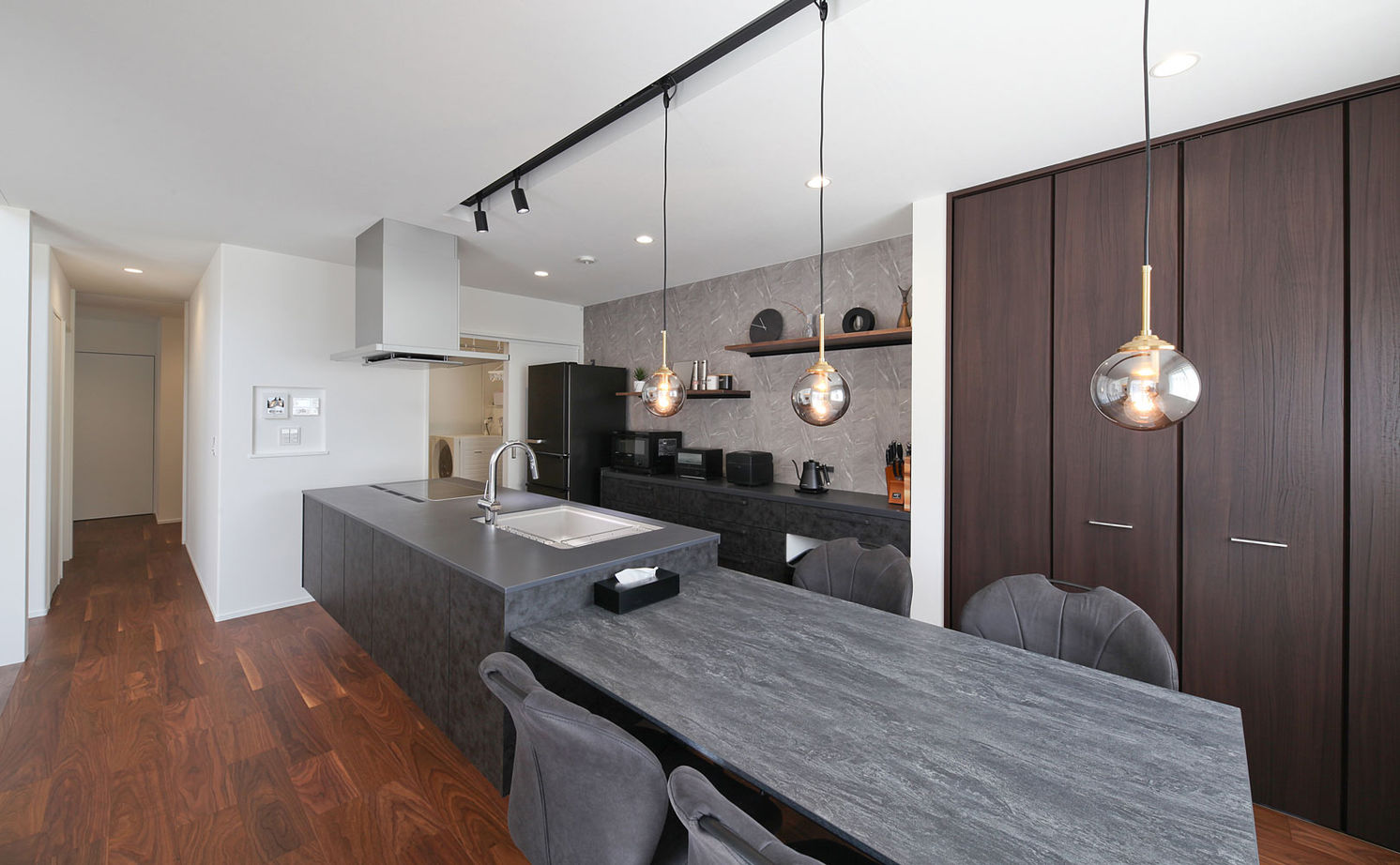 石友ホーム　滋賀支社 【50坪以上の土地/2000万円台/近江八幡市】サンクンリビングにひと目惚れ。完成したお家は「全てが大正解」の建築実例画像7