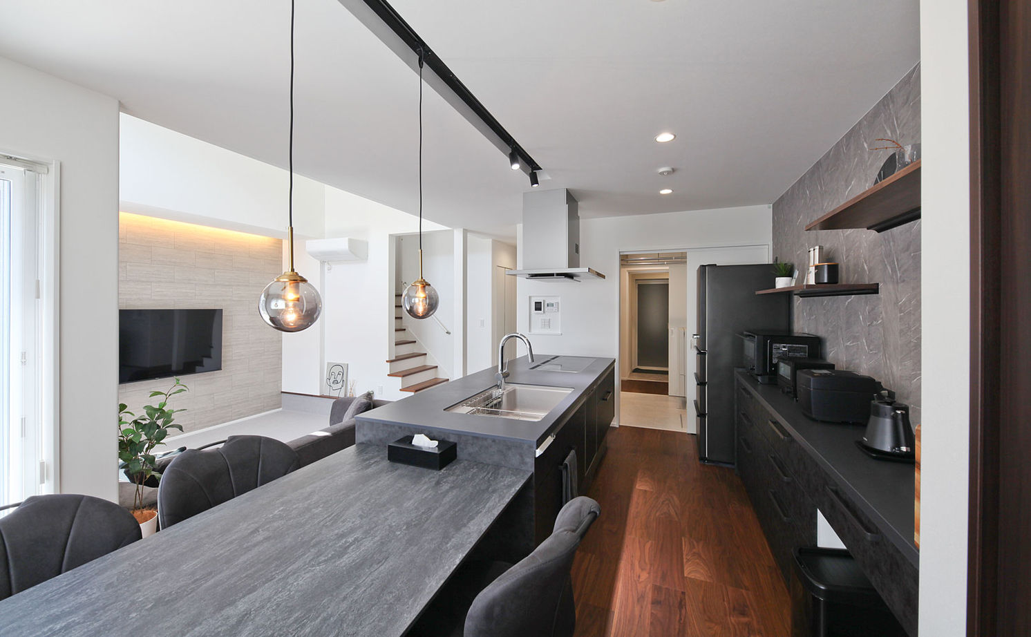 石友ホーム　滋賀支社 【50坪以上の土地/2000万円台/近江八幡市】サンクンリビングにひと目惚れ。完成したお家は「全てが大正解」の建築実例画像8