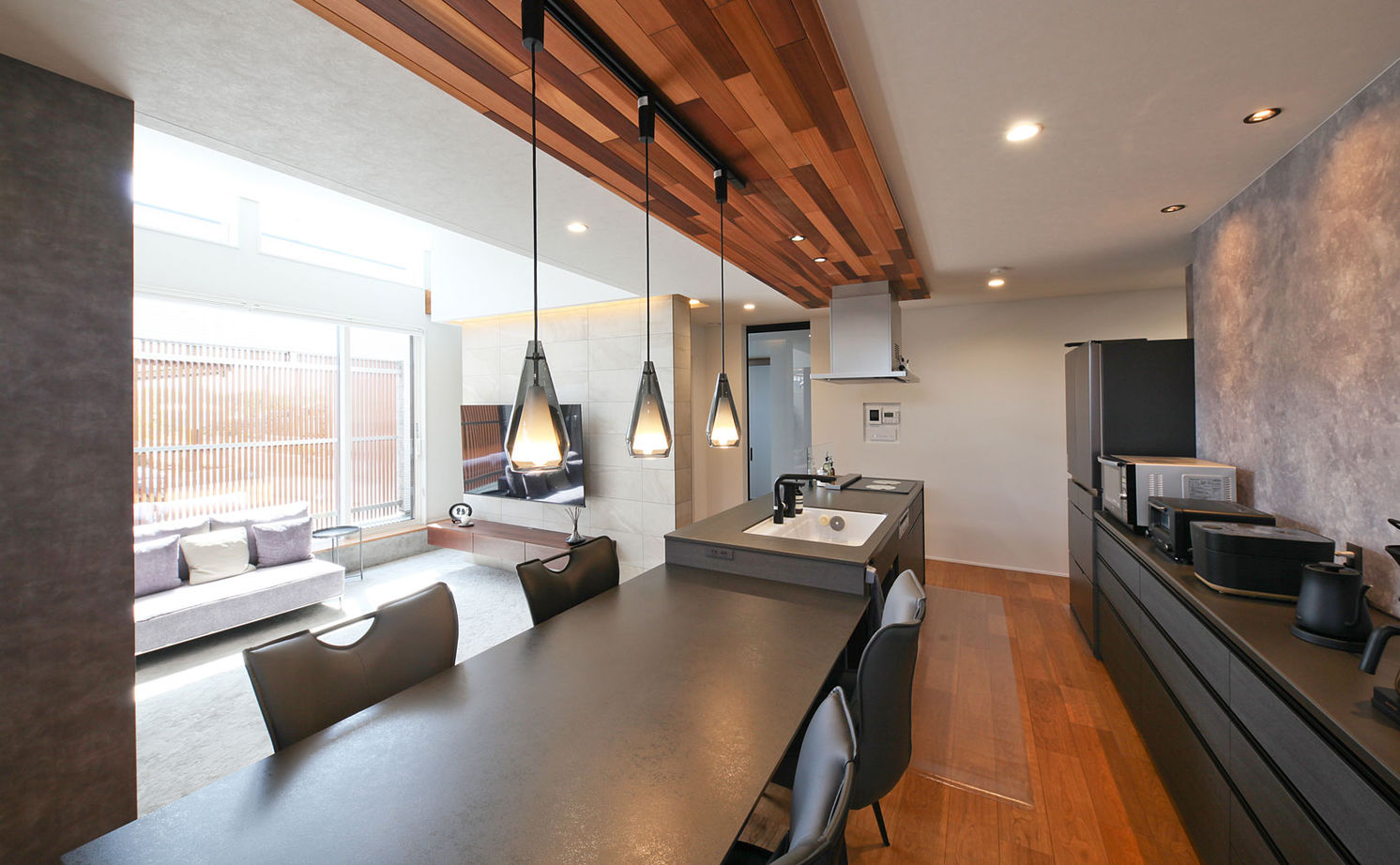 石友ホーム　滋賀支社 【50坪以上の土地/守山市/間取図】周囲の視線を気にせず、ホテルライクの上質な空間で至福の時間を過ごすの建築実例画像7