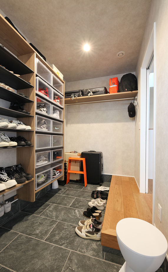 石友ホーム　滋賀支社 【50坪以上の土地/守山市/間取図】周囲の視線を気にせず、ホテルライクの上質な空間で至福の時間を過ごすの建築実例画像16