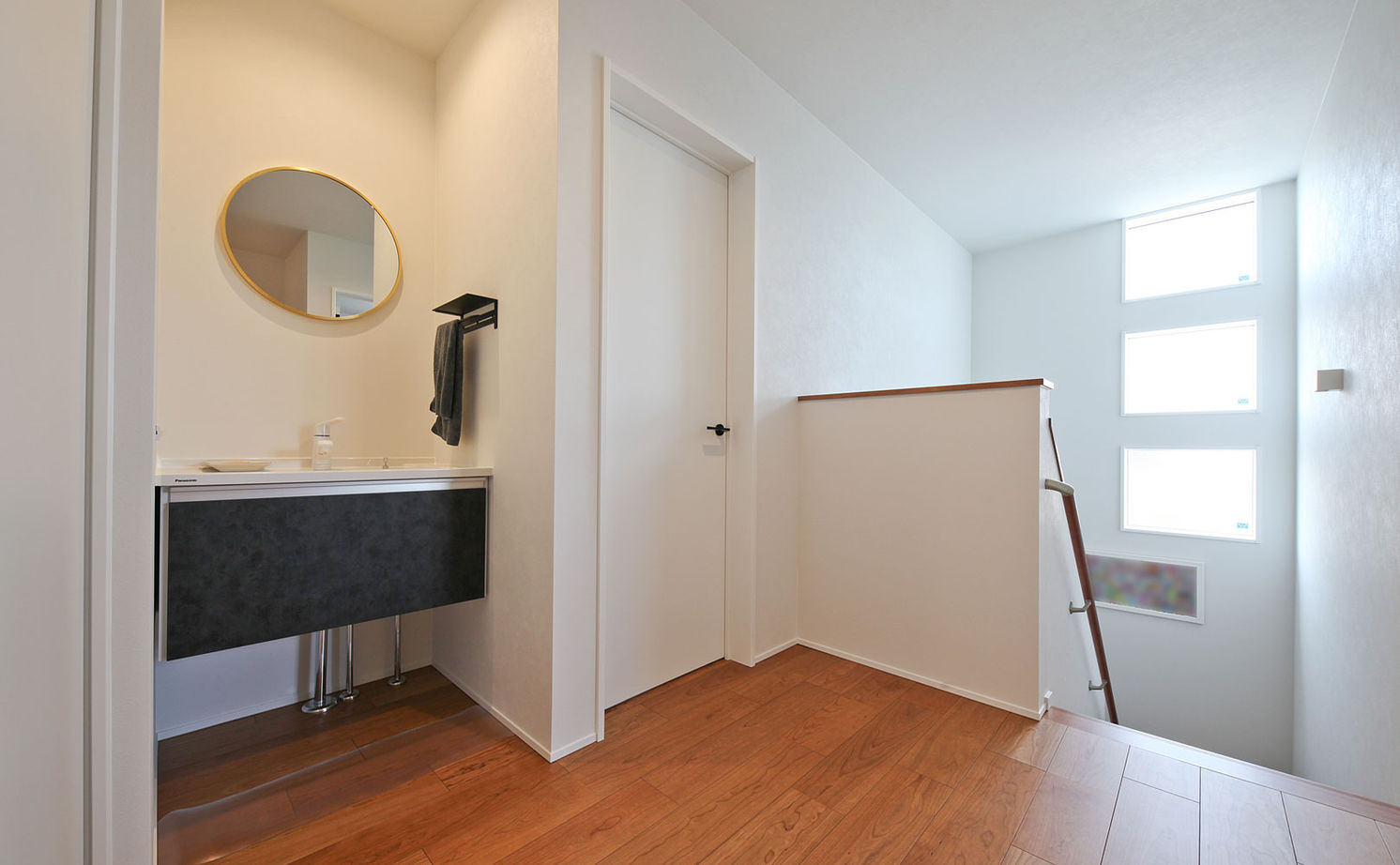 石友ホーム　滋賀支社 【50坪以上の土地/守山市/間取図】周囲の視線を気にせず、ホテルライクの上質な空間で至福の時間を過ごすの建築実例画像17