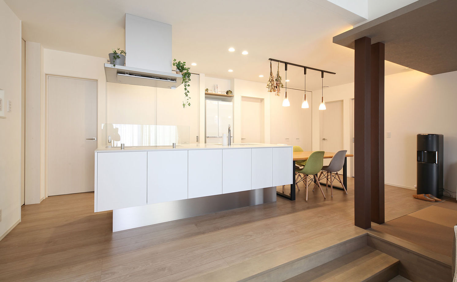 石友ホーム　滋賀支社 【50坪以上の土地/2000万円台/愛知郡/間取図】無駄のない空間づかいで快適動線を叶えた平屋の家の建築実例画像3