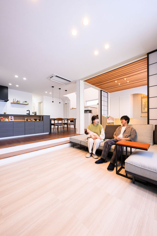 石友ホーム　滋賀支社 【50坪以上の土地/3000万円台/サンクンリビング/間取図】高性能、使いやすい動線で安心して子育てできる家の建築実例画像1