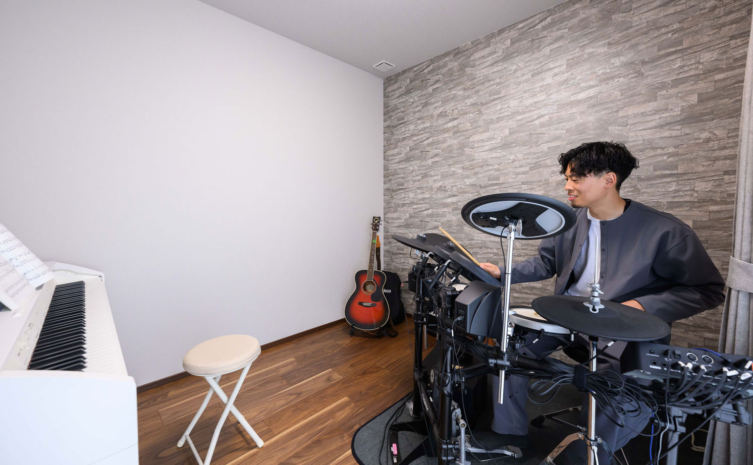 石友ホーム　滋賀支社 【50坪以上の土地/3000万円台/長浜市/間取図】15年連続北陸着工棟数No.1（※）の経験で建てた高性能な家の建築実例画像9