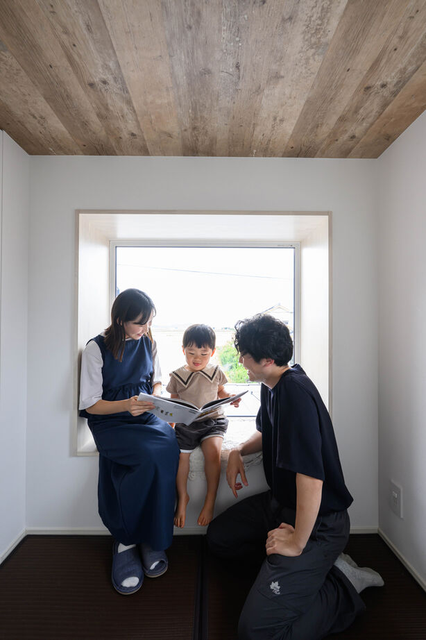 石友ホーム　滋賀支社 【2000万円台/サンクンリビング/間取図】1階に主寝室を配置。とことん考え抜いた生活動線に大満足の建築実例画像8