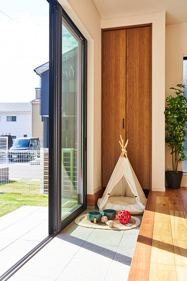 アイキョーホームのガレージハウス 【2666万円|ドッグラン|延床27.8坪】パナソニック耐震住宅工法で人もペットも快適！ドッグランのある住まいの建築実例画像5