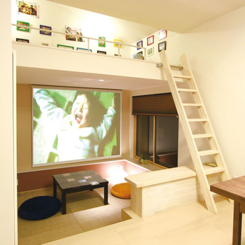 イシンホーム住宅研究会 未来のゼロエネ住宅は「サンクスZEGA」、愛車を眺めながら暮らせる住まいの建築実例画像4