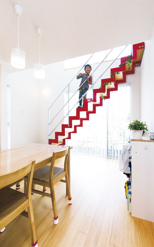 イシンホーム住宅研究会 大きく節約売電を目指す老後まで安心の家の建築実例画像4