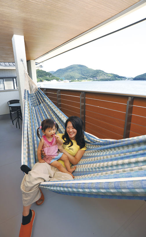 イシンホーム住宅研究会 エネルギー節約売電設計が魅力　4世代が仲良く暮らせる家の建築実例画像2