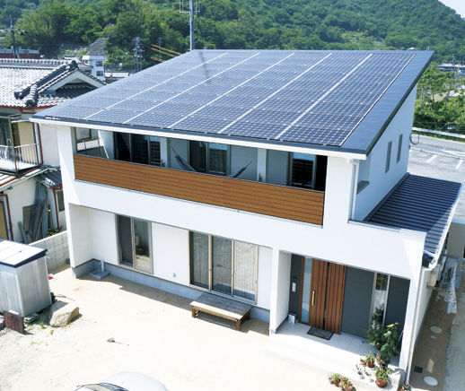 イシンホーム住宅研究会 エネルギー節約売電設計が魅力　4世代が仲良く暮らせる家の建築実例画像6