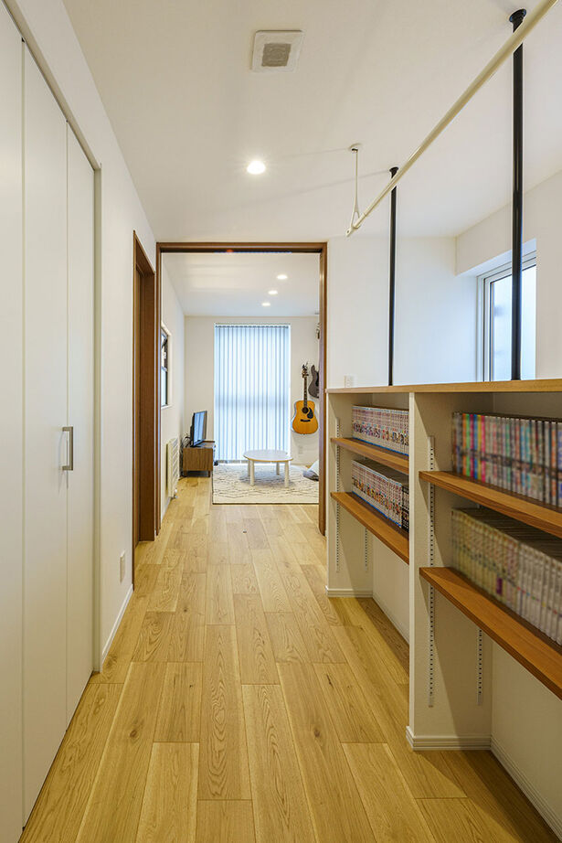 弘信建設 【札幌市/3人家族/間取図有/2LDK＋納戸2つ/約24坪の狭小地】インナーガレージの3階建ての建築実例画像6