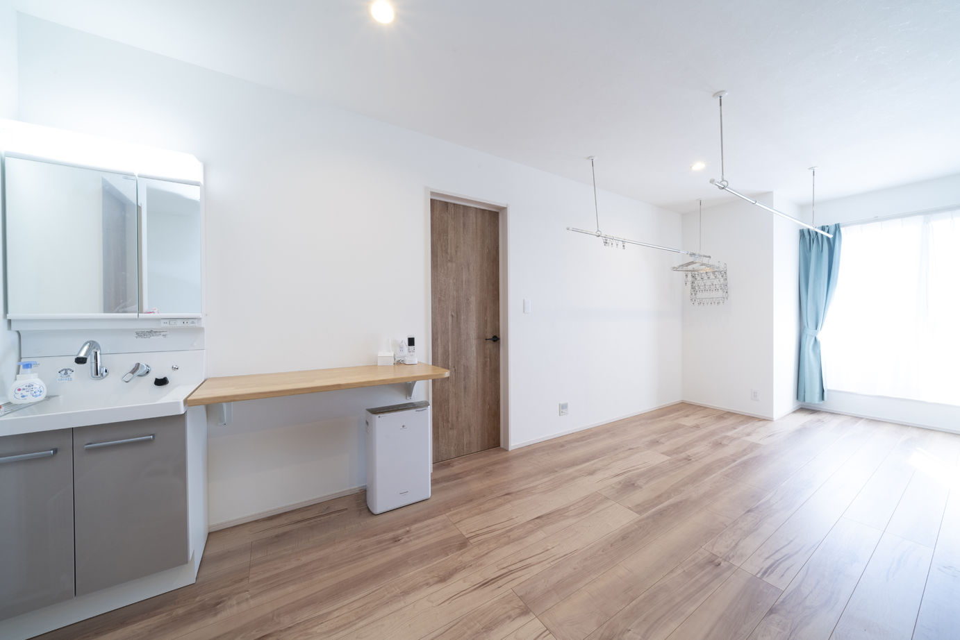 むぎくら 【2002万円/43.5坪/間取り図有】家事動線◎・収納豊富なシンプルモダンな間取り。の建築実例画像4