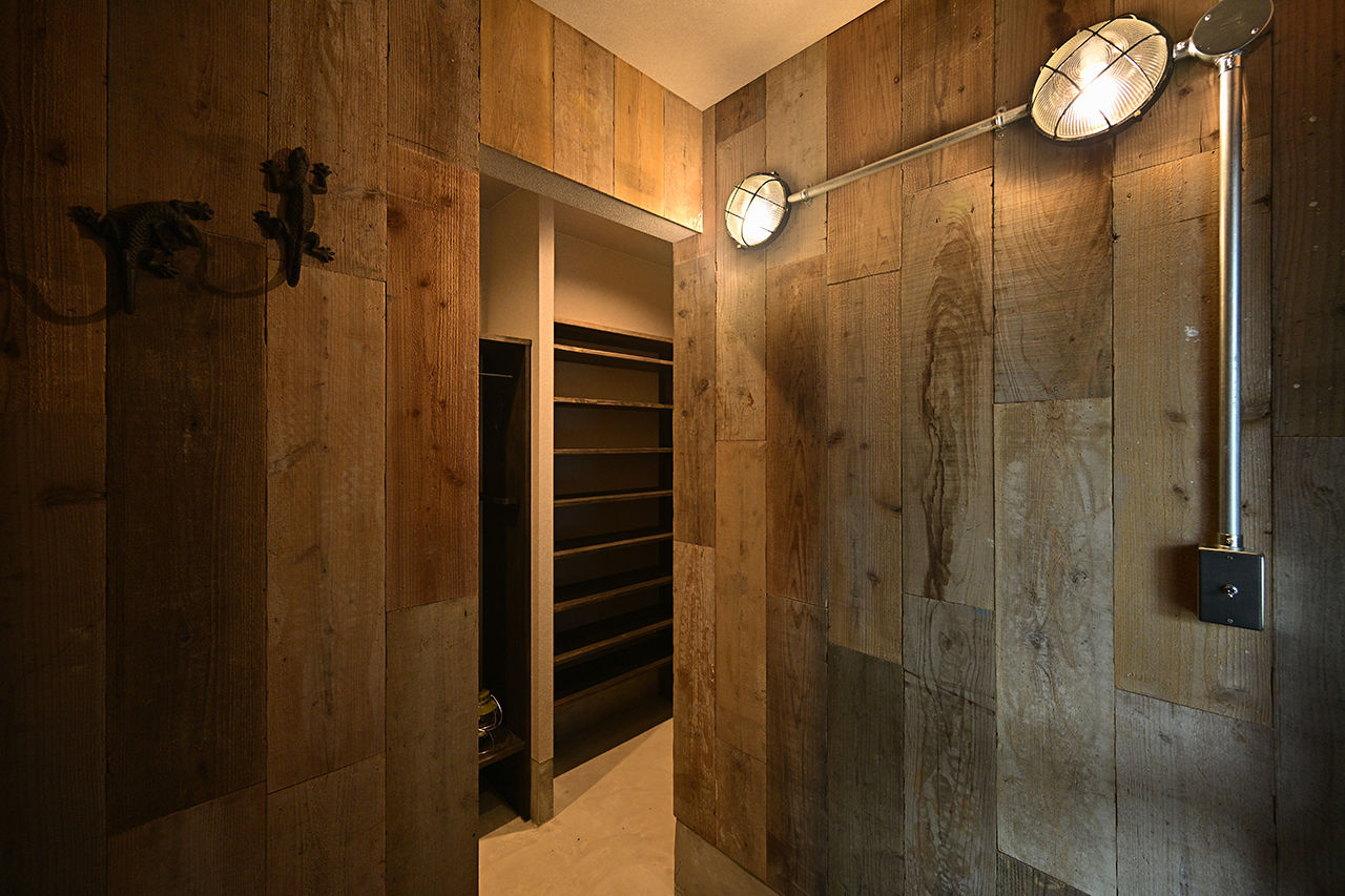 HOLOS HOME（ホロスホーム） 【愛知県|2人暮らし|ペット】猫も、犬も…薪ストーブの前で丸くなる。またやって来る、2人と2匹の暖かい冬の建築実例画像8