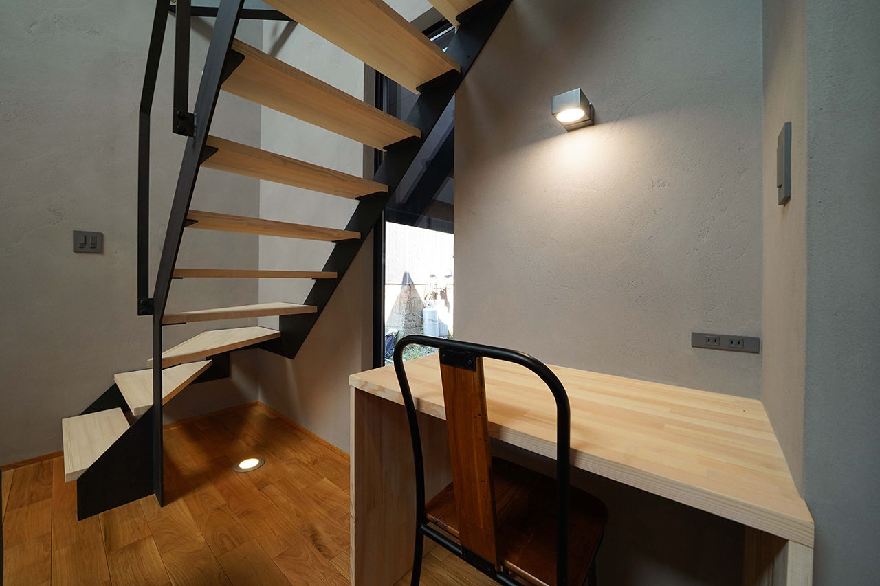 HOLOS HOME（ホロスホーム） 【愛知県|バイクガレージ|吹抜け|2人暮らし】シンプルで上質な空間で、大人ふたりのオシャレな日々の建築実例画像3