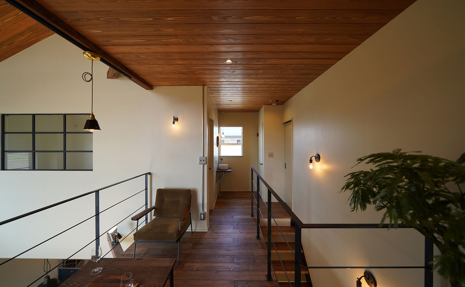 HOLOS HOME（ホロスホーム） 【愛知県|2000万円台|間取り図あり|ウッドデッキ】スローライフを実現させた、住宅地のなかの山小屋の建築実例画像16