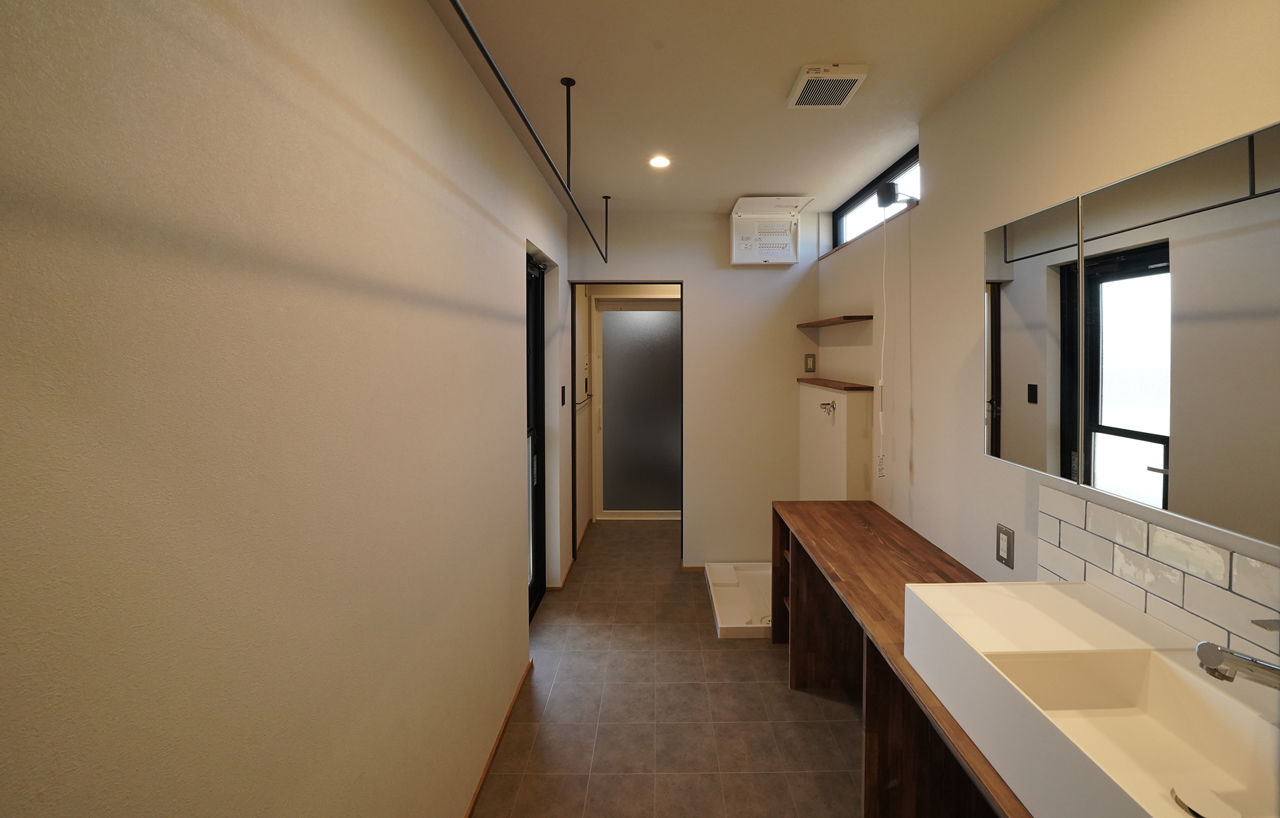 HOLOS HOME（ホロスホーム） 【豊田市|ブルックリンスタイル|ウッドデッキ|ドライガーデン】庭にもこだわりたい人のお手本ハウスの建築実例画像8