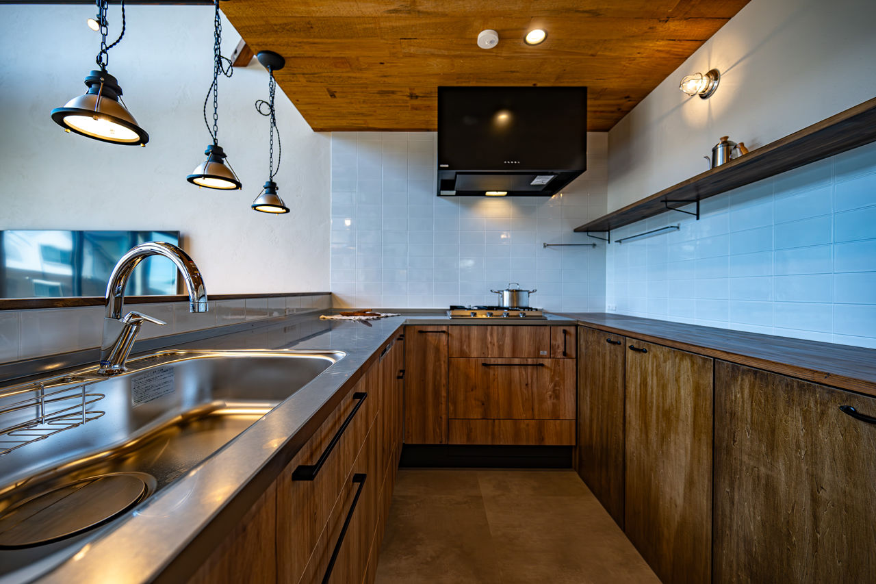 HOLOS HOME（ホロスホーム） 【愛知県|アメリカンビンテージ|エイジング加工】無垢材×アイアンが最高にカッコいい、ビンテージハウスの建築実例画像6