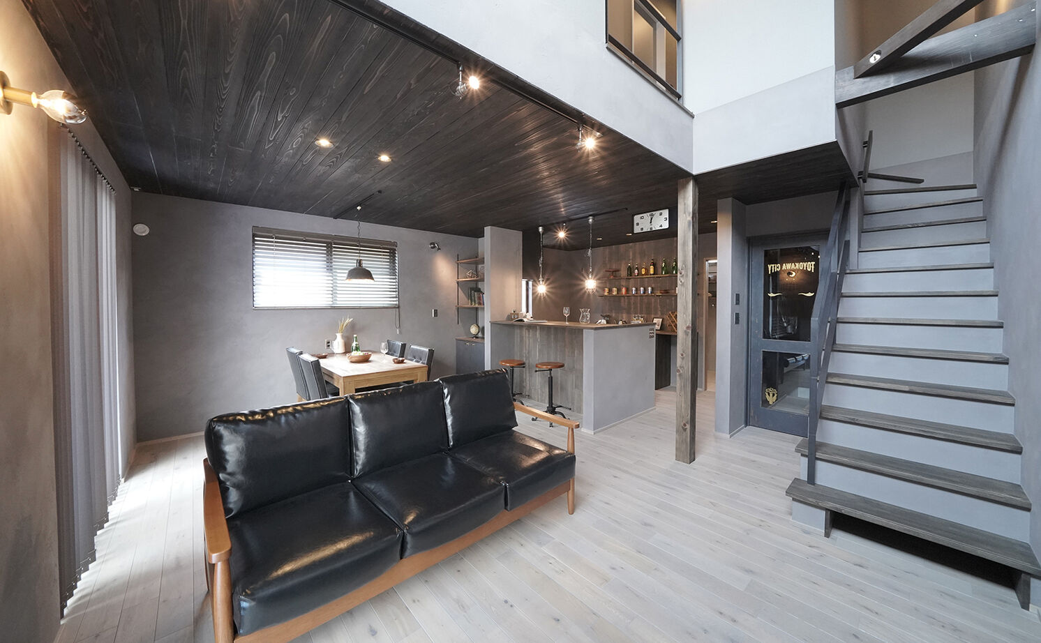 HOLOS HOME（ホロスホーム） 【豊川市｜監獄風ハウス｜こだわりアイテム】ダークヴィンテージスタイルハウスの建築実例画像7