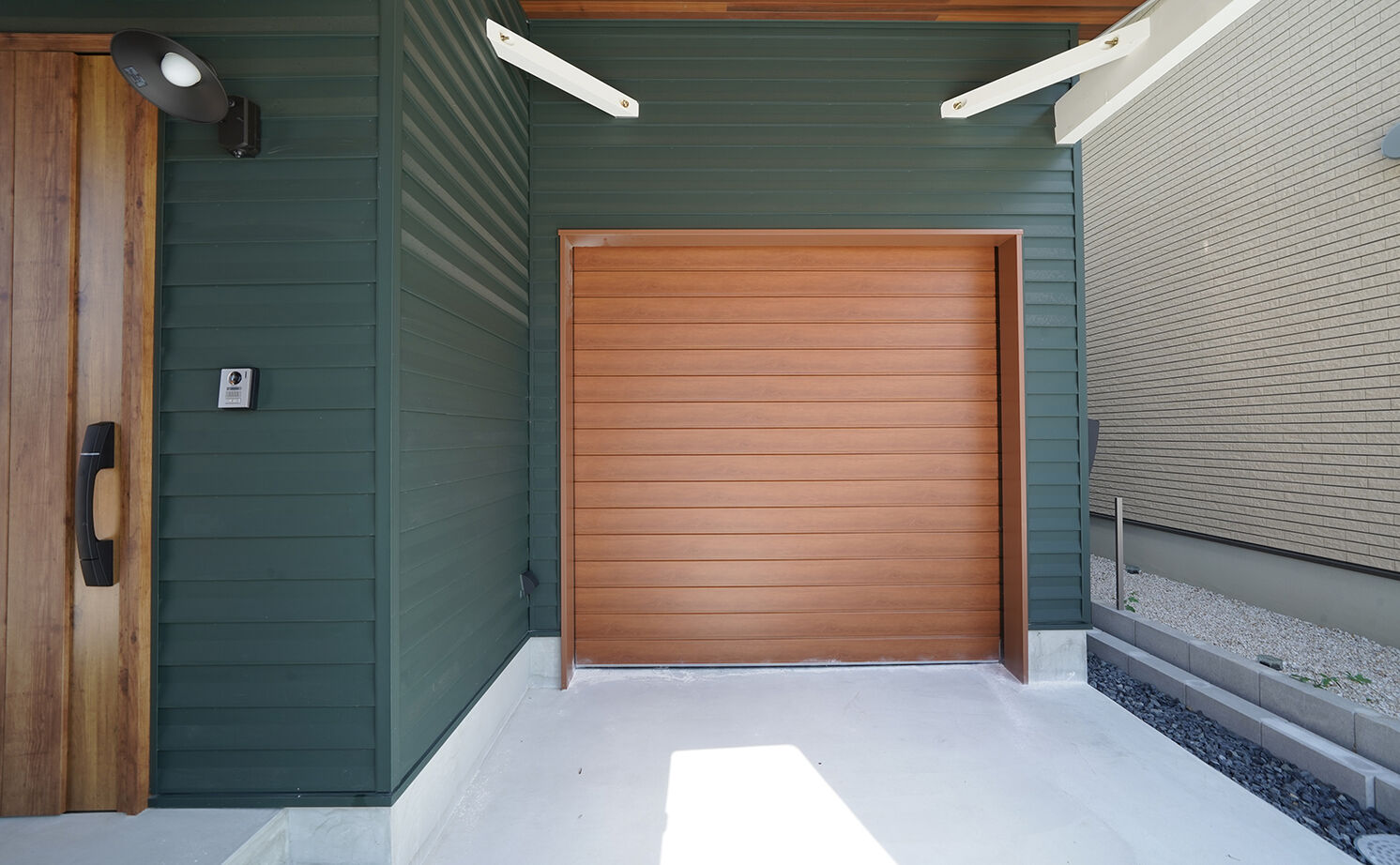 HOLOS HOME（ホロスホーム） 【瀬戸市｜インナーガレージ｜土間リビング】沖縄を感じるオーシャンカフェガレージハウスの建築実例画像19