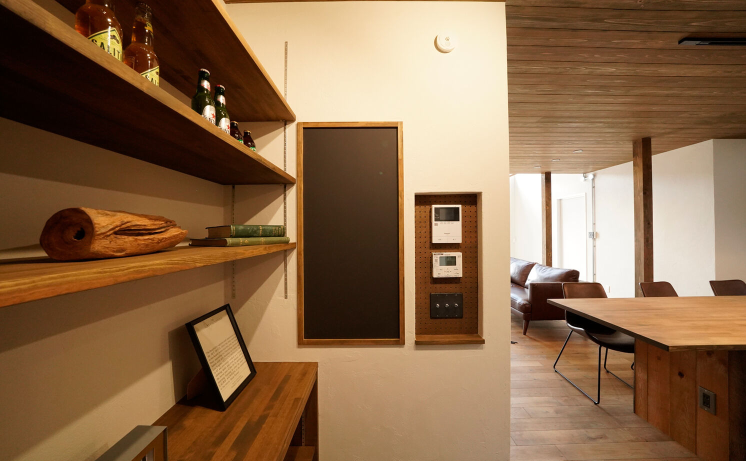 HOLOS HOME（ホロスホーム） 【豊田市｜平屋｜土間のあるリビング】アウトドア好きのヴィンテージフラットハウスの建築実例画像11