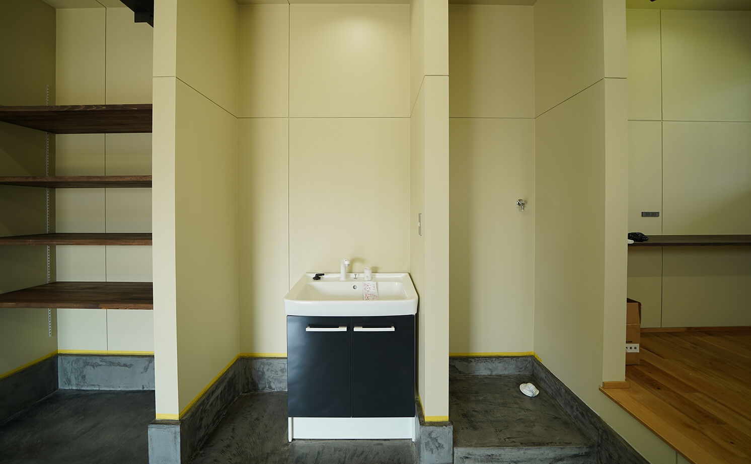 HOLOS HOME（ホロスホーム） 【豊明市｜ガチバイクガレージ｜男前スタイル】広々ガレージで趣味を思う存分満喫する家の建築実例画像6