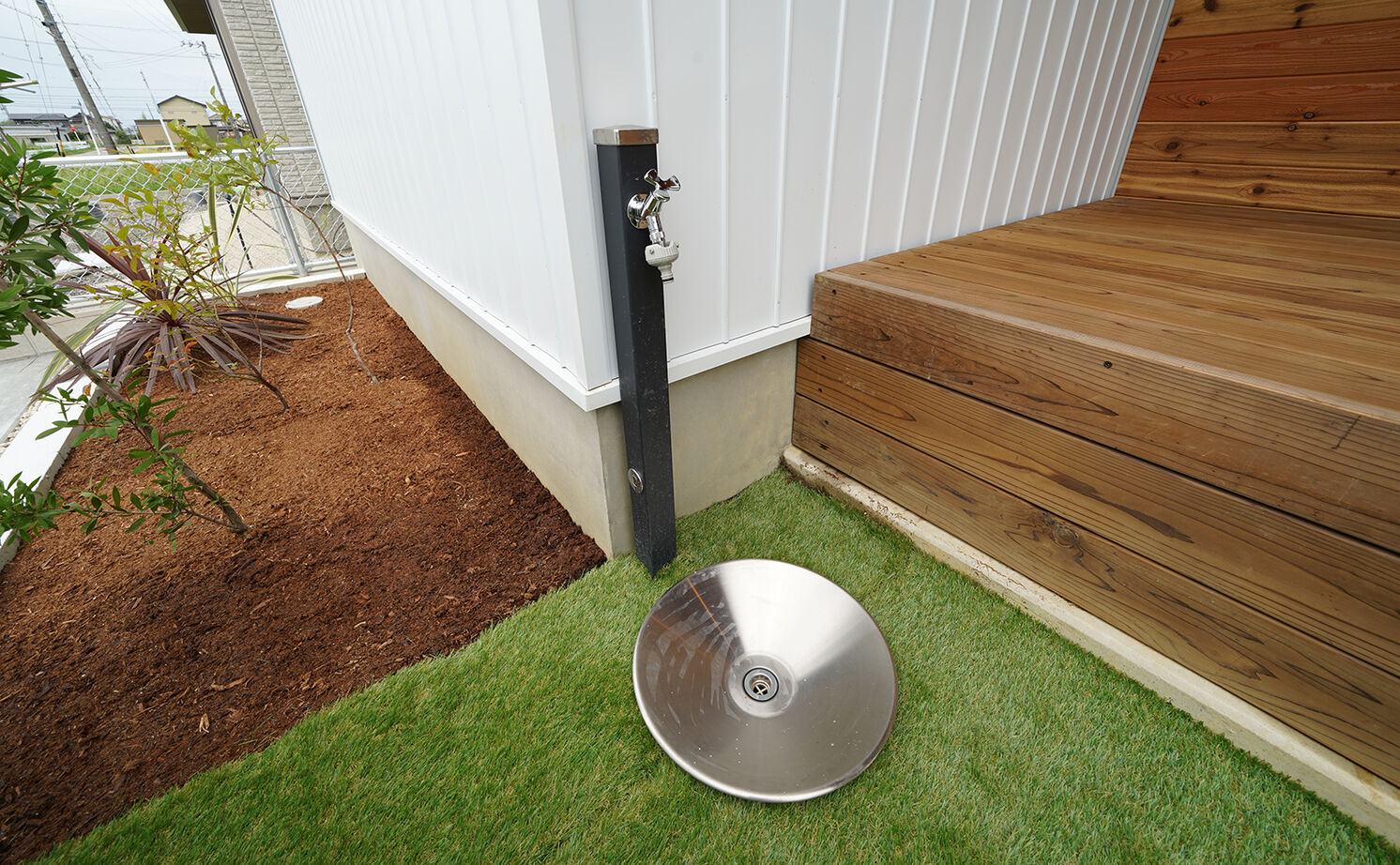 HOLOS HOME（ホロスホーム） 【安城市｜無垢素材｜ウッドデッキ】沖縄の風が吹き抜けるオーシャンリゾートスタイルハウスの建築実例画像6