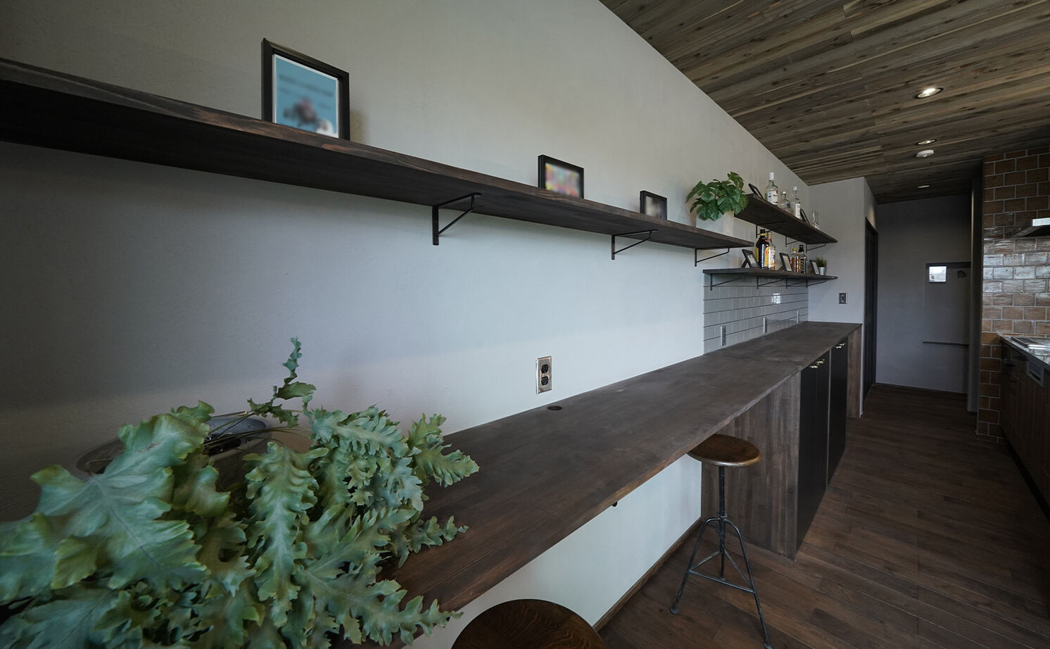 HOLOS HOME（ホロスホーム） 【西春日井郡｜レンガ貼り｜吹き抜け】時を重ねるごとに味わいを増す、ヴィンテージガレージハウスの建築実例画像6