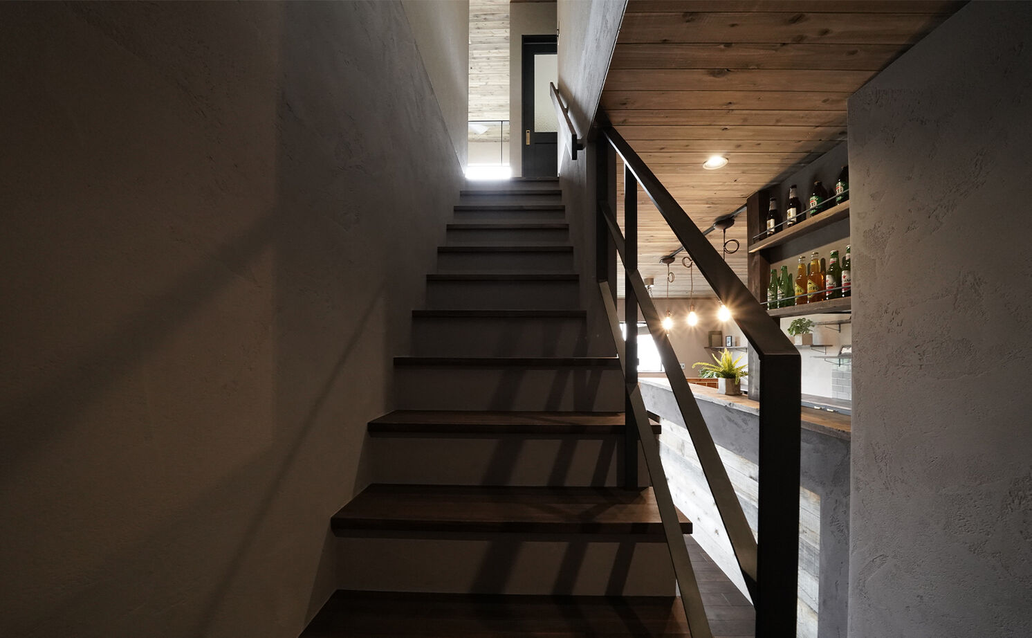 HOLOS HOME（ホロスホーム） 【西春日井郡｜レンガ貼り｜吹き抜け】時を重ねるごとに味わいを増す、ヴィンテージガレージハウスの建築実例画像8