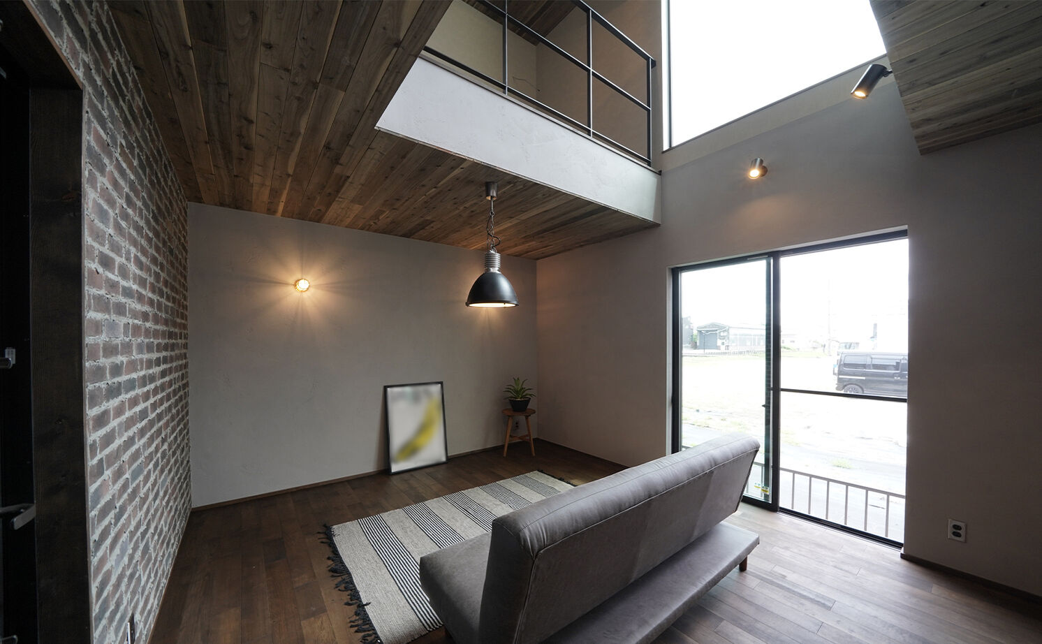 HOLOS HOME（ホロスホーム） 【西春日井郡｜レンガ貼り｜吹き抜け】時を重ねるごとに味わいを増す、ヴィンテージガレージハウスの建築実例画像12